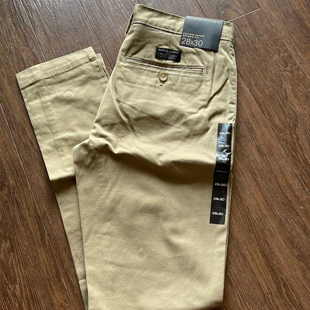 Banana Republic Fulton Chino